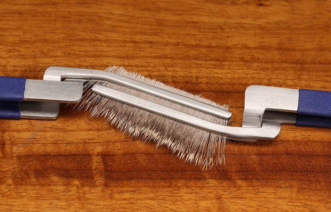 Hareline Dubbin Material Clamp Set